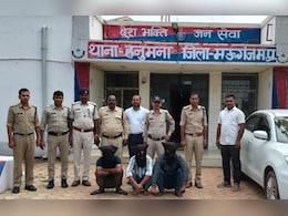 UP से MP लाई जा रही थी 4500 शीशी कफ सिरप! पुलिस ने जब्त कर तीन को किया गिरफ्तार UP से MP लाई जा रही थी 4500 शीशी कफ सिरप! पुलिस ने जब्त कर तीन को किया गिरफ्तार