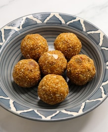 8 Traditional Maharashtrian Sweets For Diwali 2025