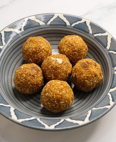 8 Traditional Maharashtrian Sweets For Diwali 2025