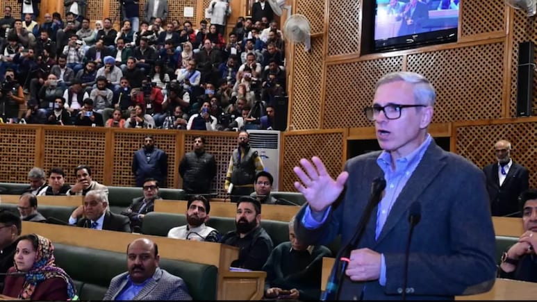 CM उमर अब्दुल्ला ने विधानसभा में ऐसा क्या किया कि BJP नेता भी करने लगे उनकी तारीफ, पढ़ें पूरा मामला