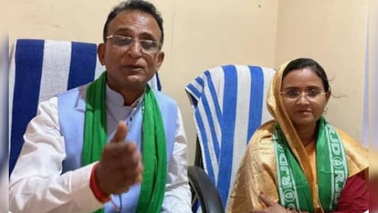 जिसे लालू यादव ने दी थी सियासत में एंट्री, उसे राबड़ी देवी के आवास से बैरंग लौटाया गया, अशोक महतो पर जेल ब्रेक कांड भारी पड़ा जिसे लालू यादव ने दी थी सियासत में एंट्री, उसे राबड़ी देवी के आवास से बैरंग लौटाया गया, अशोक महतो पर जेल ब्रेक कांड भारी पड़ा