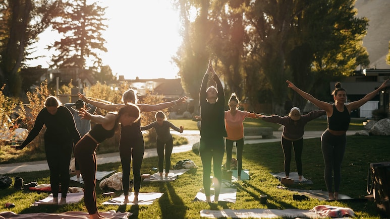 7 Wellness Retreats Near Delhi You'd Love To Visit For Fresh Air And Peace 7 Wellness Retreats Near Delhi You'd Love To Visit For Fresh Air And Peace