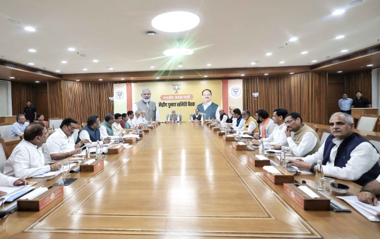 BJP की पहली लिस्ट: जीत और जाति सबसे बड़ा फैक्टर, दिग्गजों पर कैसे भारी पड़ गए नए चेहरे