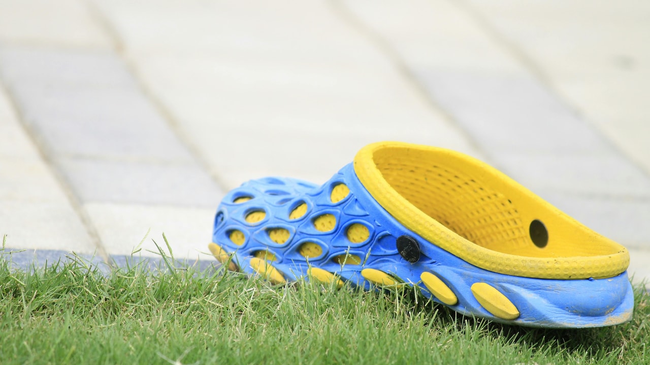 Boys Clogs: Top Tips To Choose Durable, Stylish And Comfortable Footwear Year-Round.