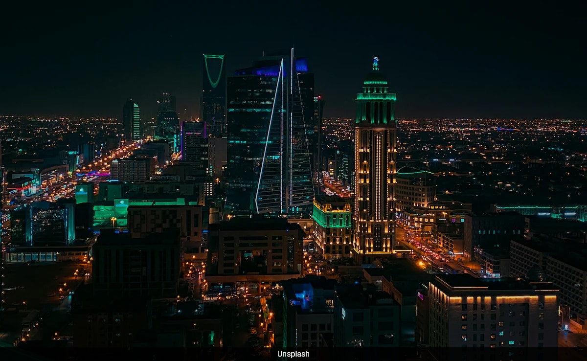 Billions On Line As Saudi Arabia Woos Investors At 'Davos In The Desert'