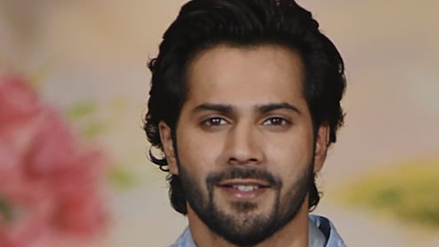 9 नंबर के जाल में फंसे वरुण धवन, अब कर रहे हैं एक हिट की तलाश, कैसे बन गए फ्लॉप एक्टर