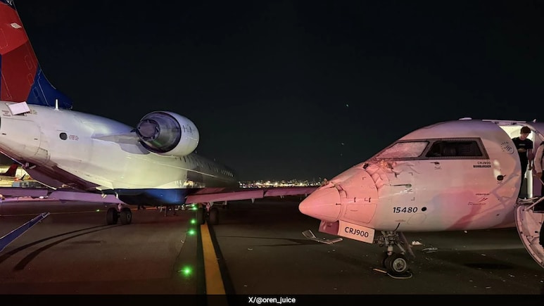 'Low-Speed Collision' Between 2 Jets At New York's LaGuardia Taxiway 'Low-Speed Collision' Between 2 Jets At New York's LaGuardia Taxiway