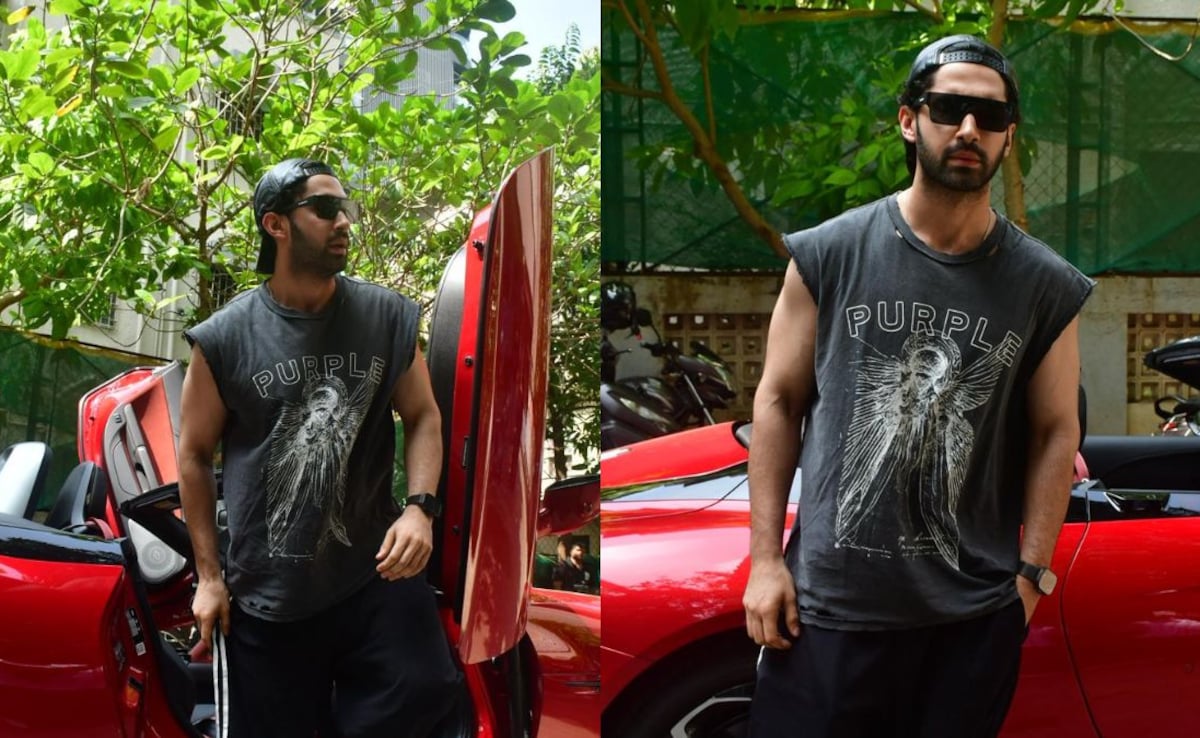 <i>The Ba***ds Of Bollywood</i> Star Lakshya Buys Luxury Car MG Cyberster For Rs 75 Lakh