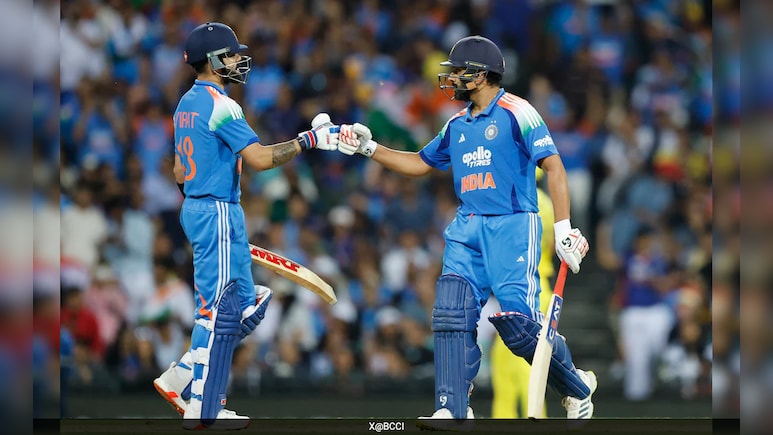 IND vs AUS 3rd ODI: रोहित शर्मा का अंतरराष्ट्रीय क्रिकेट में 50वां शतक, किंग कोहली का अर्द्धशतक, भारत ने ऑस्ट्रेलिया को 9 विकेट से रौंदा IND vs AUS 3rd ODI: रोहित शर्मा का अंतरराष्ट्रीय क्रिकेट में 50वां शतक, किंग कोहली का अर्द्धशतक, भारत ने ऑस्ट्रेलिया को 9 विकेट से रौंदा