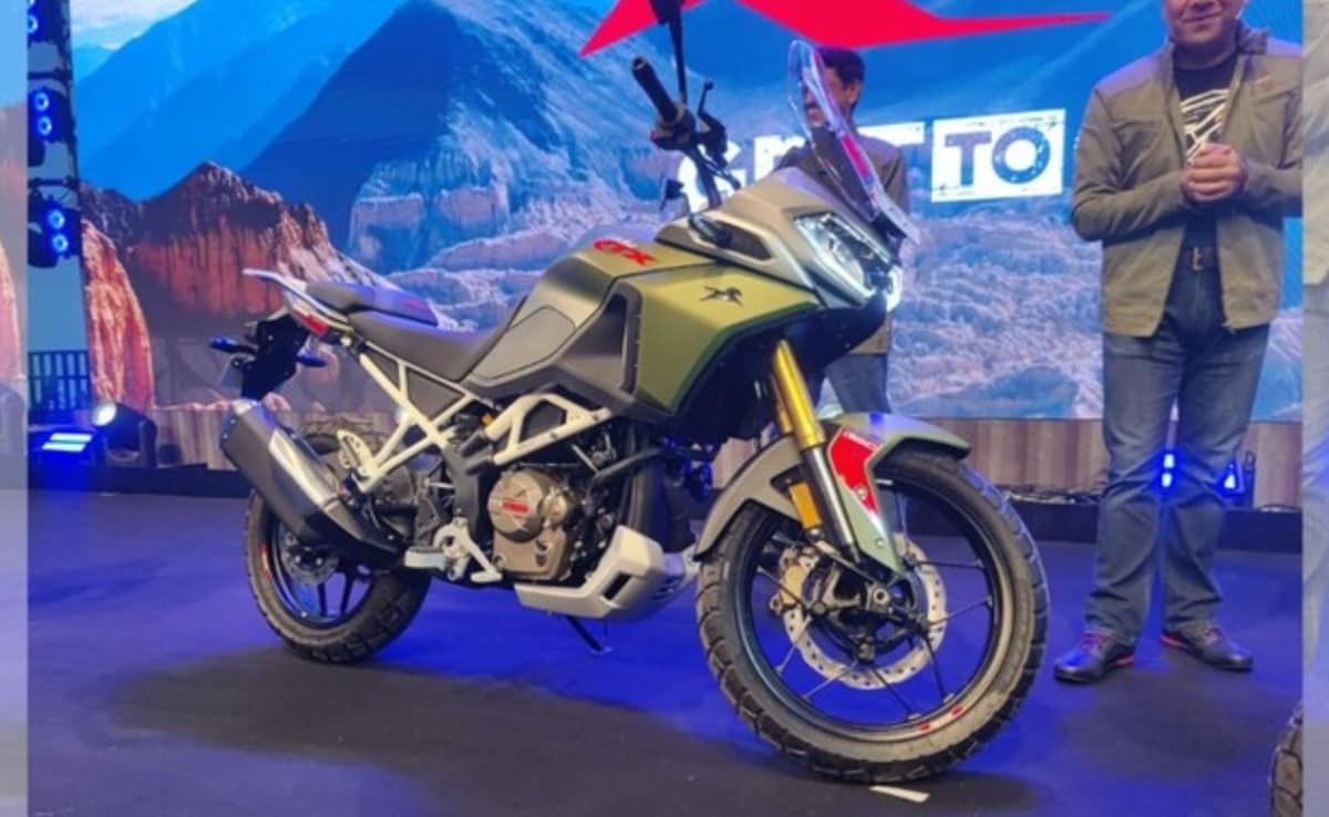 TVS लाया 2 लाख की बाइक, 299cc की अपाचे RTX 300 में जानिए क्या-क्या है खास