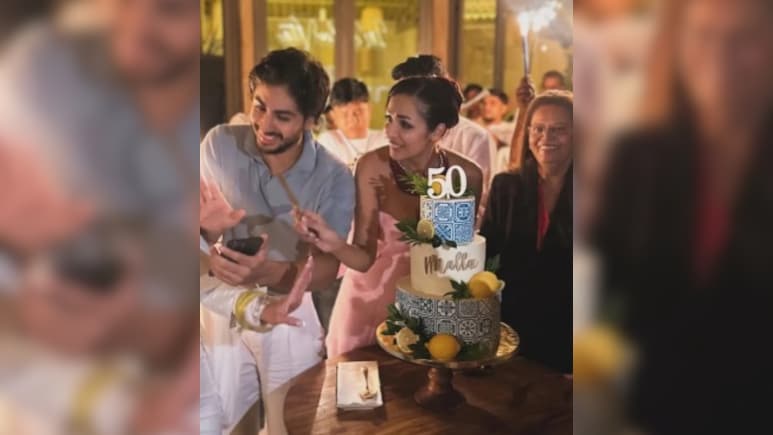 Malaika Arora Celebrates 50th Birthday In 2025, Internet Claims The Math Isn't Mathing Malaika Arora Celebrates 50th Birthday In 2025, Internet Claims The Math Isn't Mathing