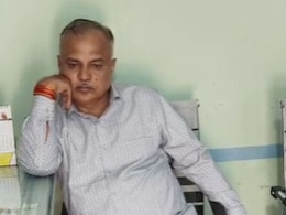 ACB Action: राजस्थान पुलिस के ASI ने की थी 65000 रुपये की डील ले रहा था 50000 रुपये की रिश्वत, एसीबी ने रंगे हाथ दबोचा ACB Action: राजस्थान पुलिस के ASI ने की थी 65000 रुपये की डील ले रहा था 50000 रुपये की रिश्वत, एसीबी ने रंगे हाथ दबोचा
