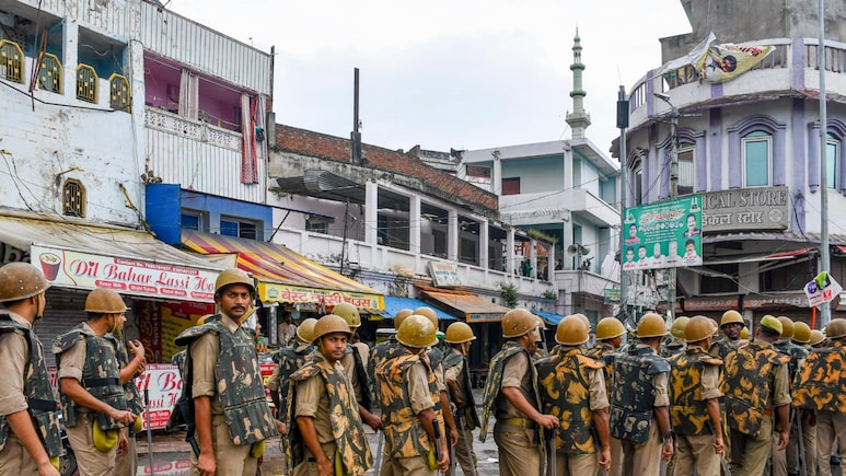 2000 सीसीटीवी फुटेज, 50 पुलिसवालों की मेहनत... ऐसे पकड़ा गया बरेली में 'सिर तन से जुदा' नारा लगाने वाला