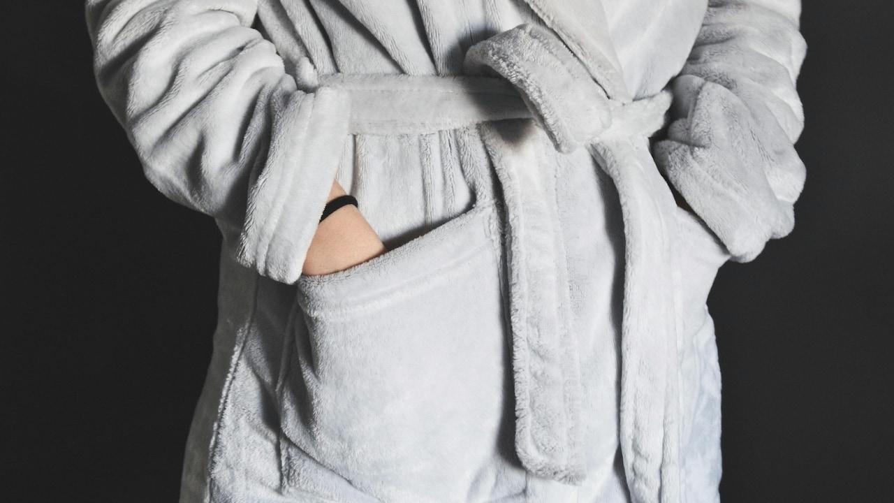 Why Bathrobes Are The Secret to Spa-Like Comfort at Home