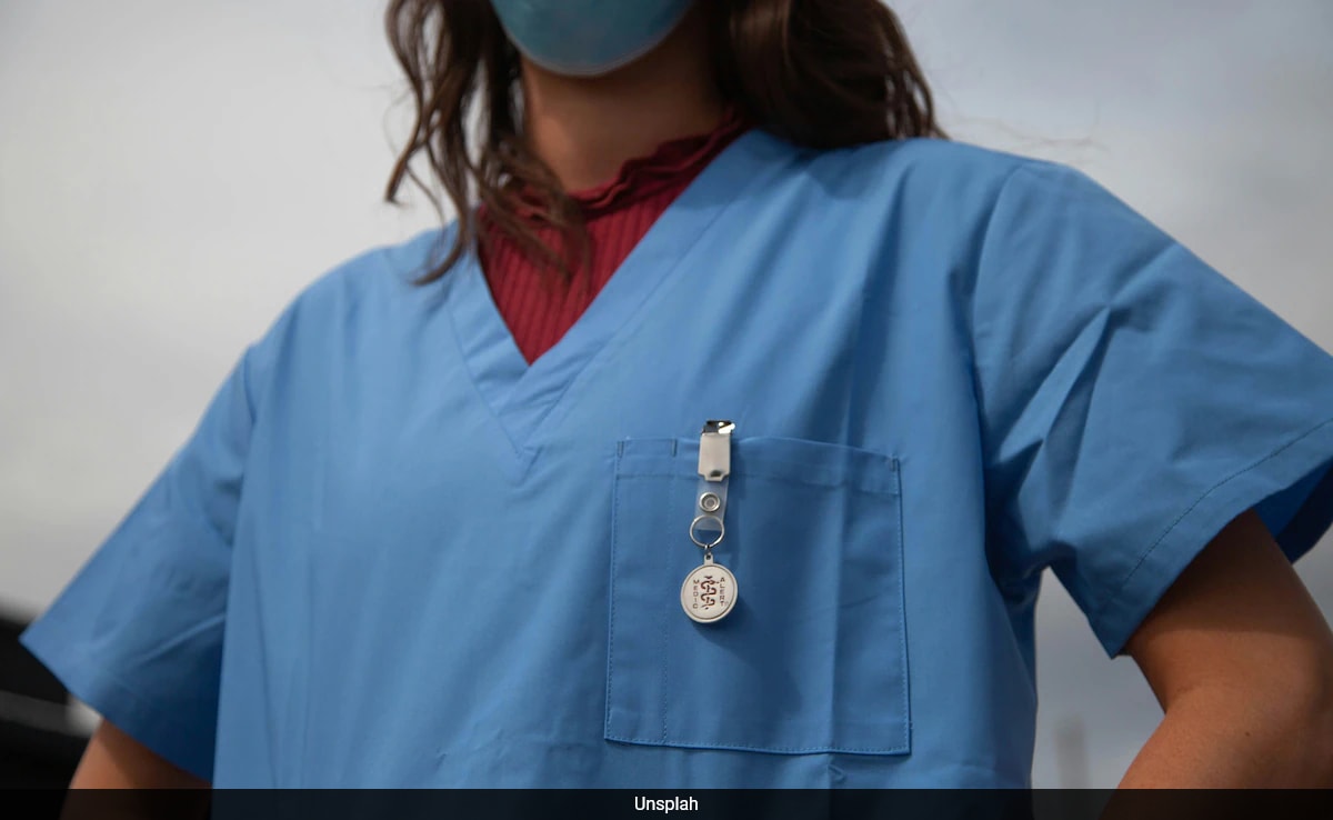 Dr Ram Manohar Lohia Institute Hiring Nursing Officer, Salary Rs 1,42,400