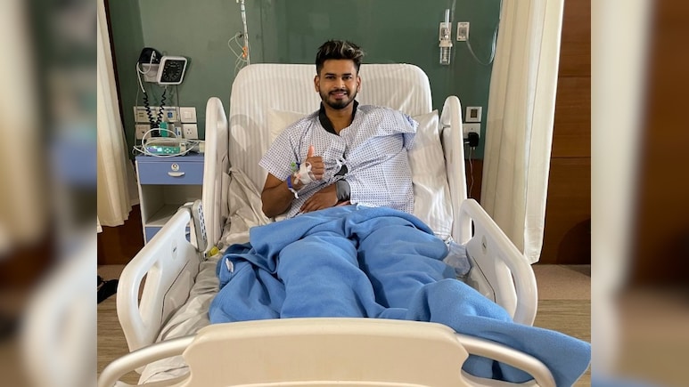'अब फिक्र की बात नहीं': श्रेयस के पास है फोन, सबसे कर रहे हैं बात, खा रहे हैं सॉलिड खाना 'अब फिक्र की बात नहीं': श्रेयस के पास है फोन, सबसे कर रहे हैं बात, खा रहे हैं सॉलिड खाना