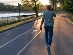 Walk After Meals Can Improve Blood Sugar Levels And Metabolic Health