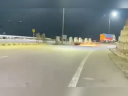 Sparks Fly As Bike Skids During High-Speed Stunt In Himachal, Rider Dies Sparks Fly As Bike Skids During High-Speed Stunt In Himachal, Rider Dies