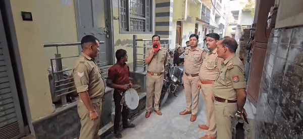 जिस शारिक साठा का बजता था डंका, संभल पुलिस ने उसके घर बजाई डुगडुगी