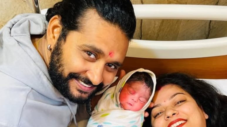 एक्ट्रेस निधि झा बनीं मां, शेयर की बेटी की पहली फोटो, बोलीं- लक्ष्मी आई है