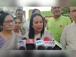 आदिवासी असुरक्षित, जल-जंगल-जमीन छीने जा रहे और सरकार है मौन, कांग्रेस का BJP पर हमला आदिवासी असुरक्षित, जल-जंगल-जमीन छीने जा रहे और सरकार है मौन, कांग्रेस का BJP पर हमला