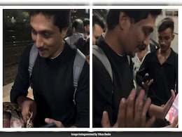 "Real Life Rancho": Mumbai Man Helps Deliver Baby At Train Platform With Doctor On Video Call "Real Life Rancho": Mumbai Man Helps Deliver Baby At Train Platform With Doctor On Video Call