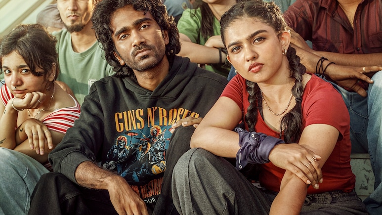 Dude Movie Review: बैक टू बैक हिट देने वाले हीरो की दीवाली पर आई फिल्म, फर्स्ट डे फर्स्ट शो पढ़ें रिव्यू Dude Movie Review: बैक टू बैक हिट देने वाले हीरो की दीवाली पर आई फिल्म, फर्स्ट डे फर्स्ट शो पढ़ें रिव्यू