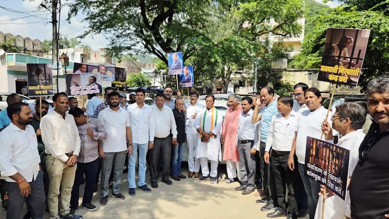 जोधपुर जेल में बंद सोनम वांगचुक रिहा करने की मांग, जयपुर में सामाजिक कार्यकर्ताओं का प्रदर्शन 
