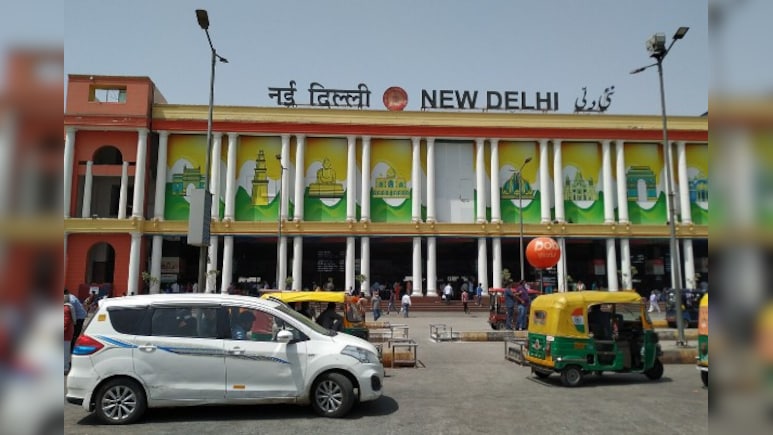 त्योहारों की भीड़ से निपटने की तैयारी, नई दिल्ली रेलवे स्टेशन पर जल्द खुलेगा स्थाई होल्डिंग एरिया