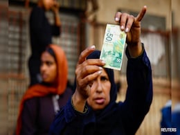 As Guns Fall Silent, Gazans Find No Cash In Newly-Opened Banks As Guns Fall Silent, Gazans Find No Cash In Newly-Opened Banks