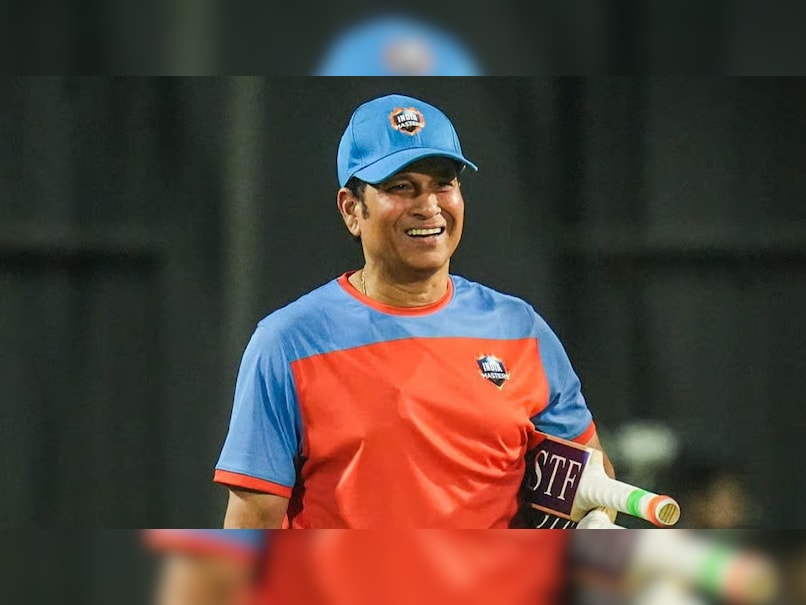 Sachin Tendulkar Recalls How His Teammate Batted With Broken Hand So That The Batting Great To Complete Ton