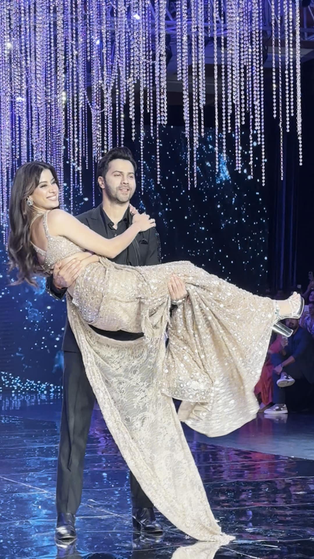 Video: Varun Dhawan Lifts Janhvi Kapoor As They Shine On The Ramp