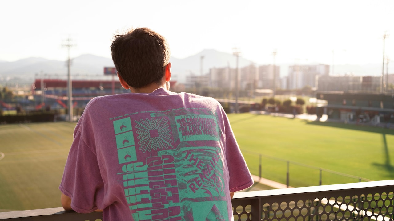 Best Graphic T-Shirts for Men: High-Quality, Low Price
