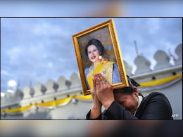 Thailand In Mourning: What Tourists Must Know After Queen Sirikit's Death Thailand In Mourning: What Tourists Must Know After Queen Sirikit's Death
