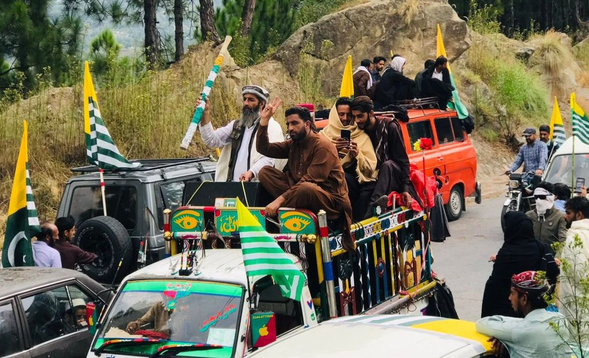 PoK Protest: 12 लोगों की मौत, सैकड़ों घायल, चरम पर गुस्सा... PoK का नागरिक विद्रोह कहां तक जाएगा?