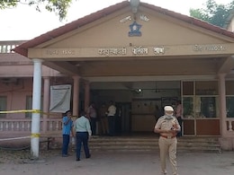 वो तड़पती रही और वह देखता रहा... ठाणे में 17 साल के लड़के ने अपनी दोस्त को घर में जिंदा जलाया वो तड़पती रही और वह देखता रहा... ठाणे में 17 साल के लड़के ने अपनी दोस्त को घर में जिंदा जलाया