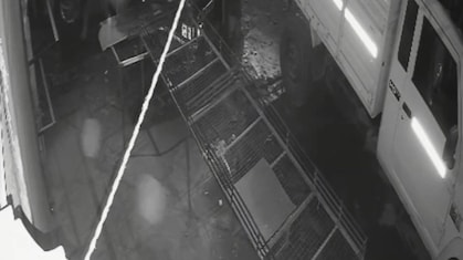 कल्याणमध्ये चोरट्यांचा धुमाकूळ, गॅरेज फोडून लाखोंची चोरी, पाहा CCTV Video