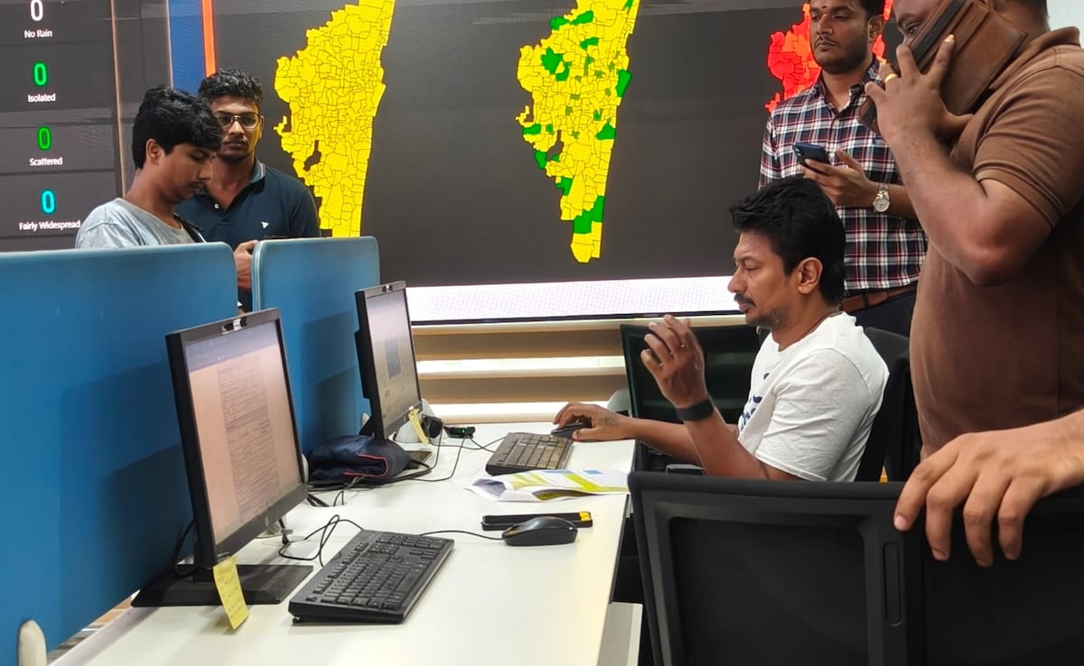Udhayanidhi Stalin at the Chennai corporation control centre Udhayanidhi Stalin at the Chennai corporation control centre