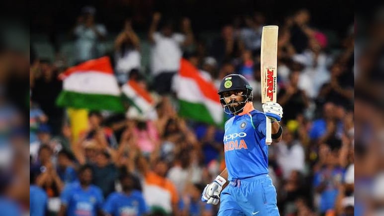 IND vs AUS: कुमार संगाकारा को पछाड़ने की कगार पर खड़े विराट कोहली, 54 रन बनाते ही ये कीर्तिमान करने अपने नाम IND vs AUS: कुमार संगाकारा को पछाड़ने की कगार पर खड़े विराट कोहली, 54 रन बनाते ही ये कीर्तिमान करने अपने नाम