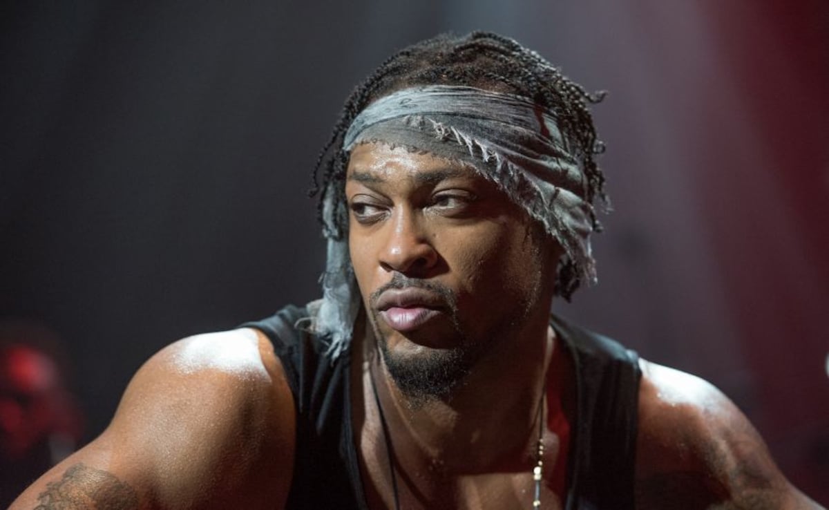Grammy-Winning R&B Singer D'Angelo Dies At 51 After A Prolonged Battle With Cancer