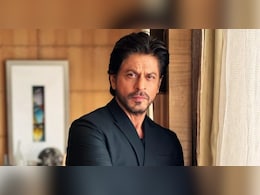Ahead Of His 60th Birthday, Shah Rukh Khan Reveals Secret Behind Looking Younger Every Year: "<i>Dil Toh Bachcha Hai Ji</i>" Ahead Of His 60th Birthday, Shah Rukh Khan Reveals Secret Behind Looking Younger Every Year: "<i>Dil Toh Bachcha Hai Ji</i>"