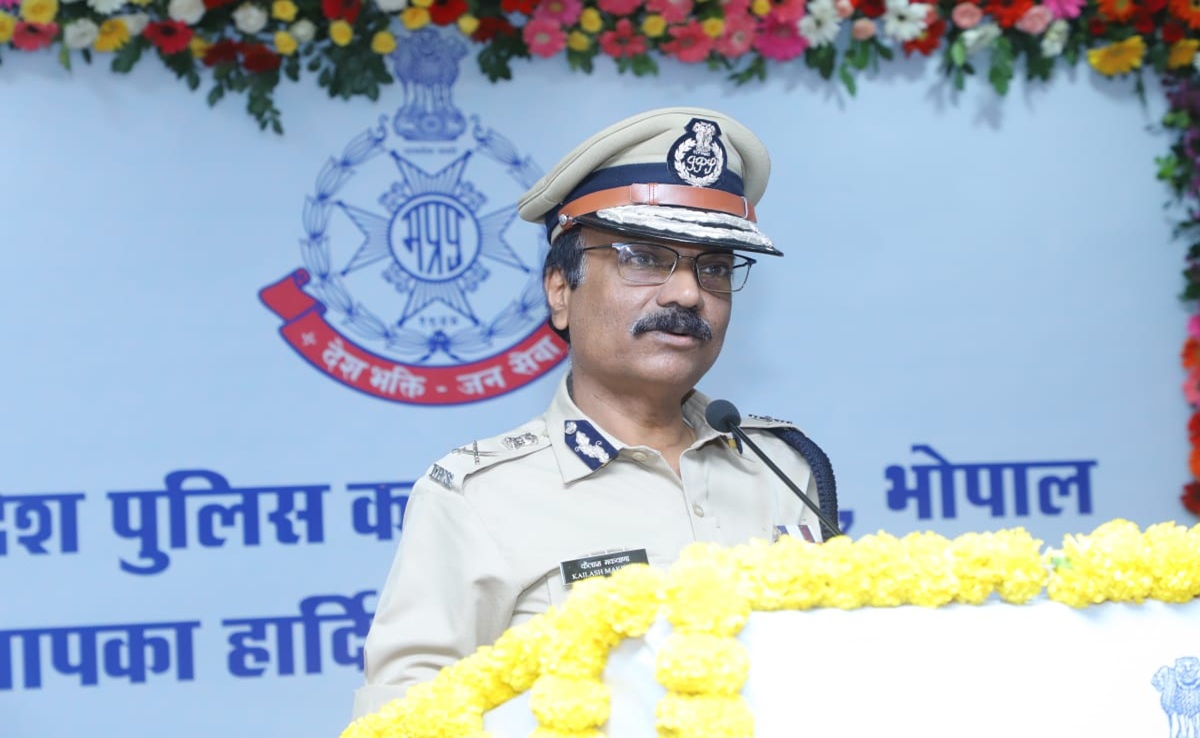 MP के DGP का कार्यकाल बढ़ा; जानिए कब तक पद में बने रहेंगे कैलाश मकवाना