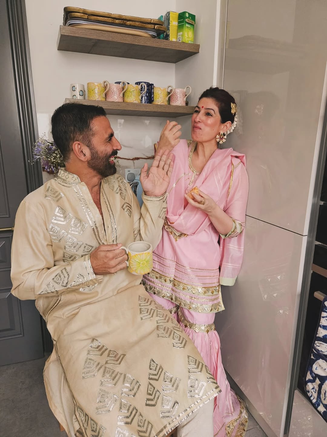 'Oranges Are The New Ladoos' For Twinkle Khanna And Akshay Kumar's Diwali