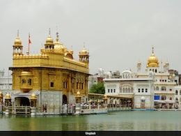 Guru Nanak Jayanti 2025: Date, Importance, And Gurpurab Rituals To Know Guru Nanak Jayanti 2025: Date, Importance, And Gurpurab Rituals To Know