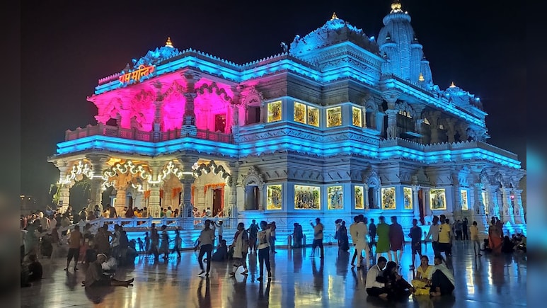 करवा चौथ स्पेशल: जीवनसाथी से अटूट प्रेम का प्रतीक हैं भारत के ये मंदिर, मनोकामना मांगने आते हैं जोड़े