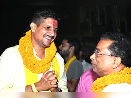 12 साल की उम्र में छोड़ा घर, गार्ड की नौकरी... आज 400 करोड़ की कंपनी के मालिक हैं नीरज सिंह, जनसुराज से बने शिवहर से उम्मीदवार 12 साल की उम्र में छोड़ा घर, गार्ड की नौकरी... आज 400 करोड़ की कंपनी के मालिक हैं नीरज सिंह, जनसुराज से बने शिवहर से उम्मीदवार