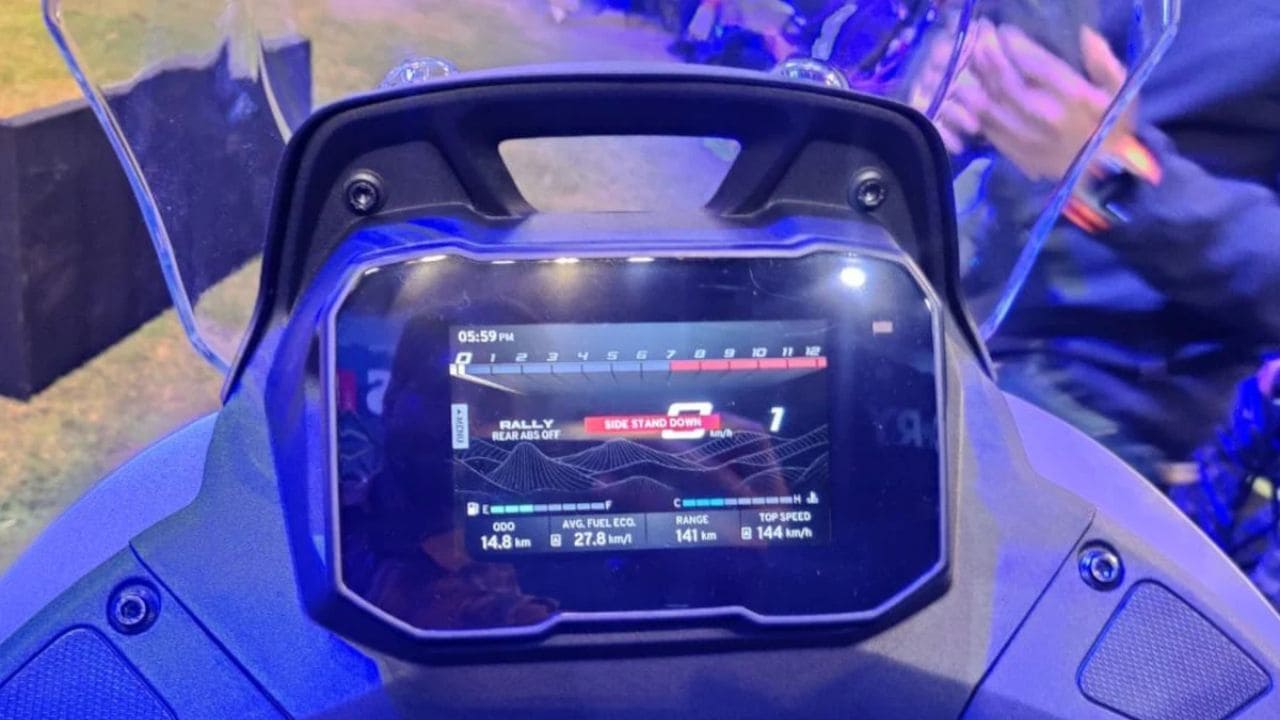 TVS Apache RTX 300 TVS Apache RTX 300