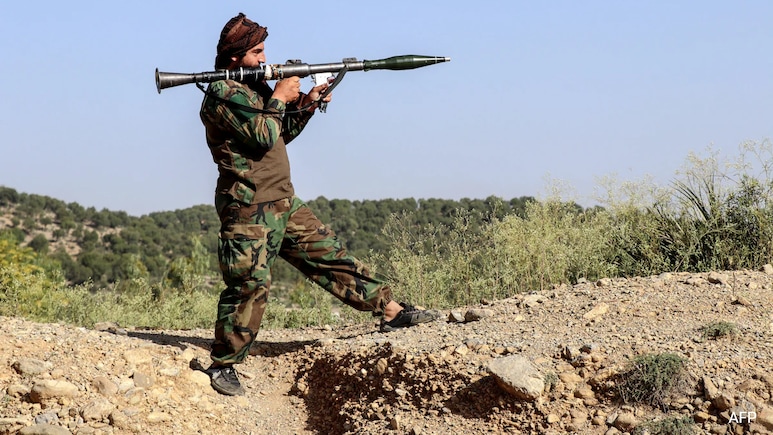 3 Tehreek-e-Taliban Terrorists Killed After Attacker Blows Himself Up In Pak