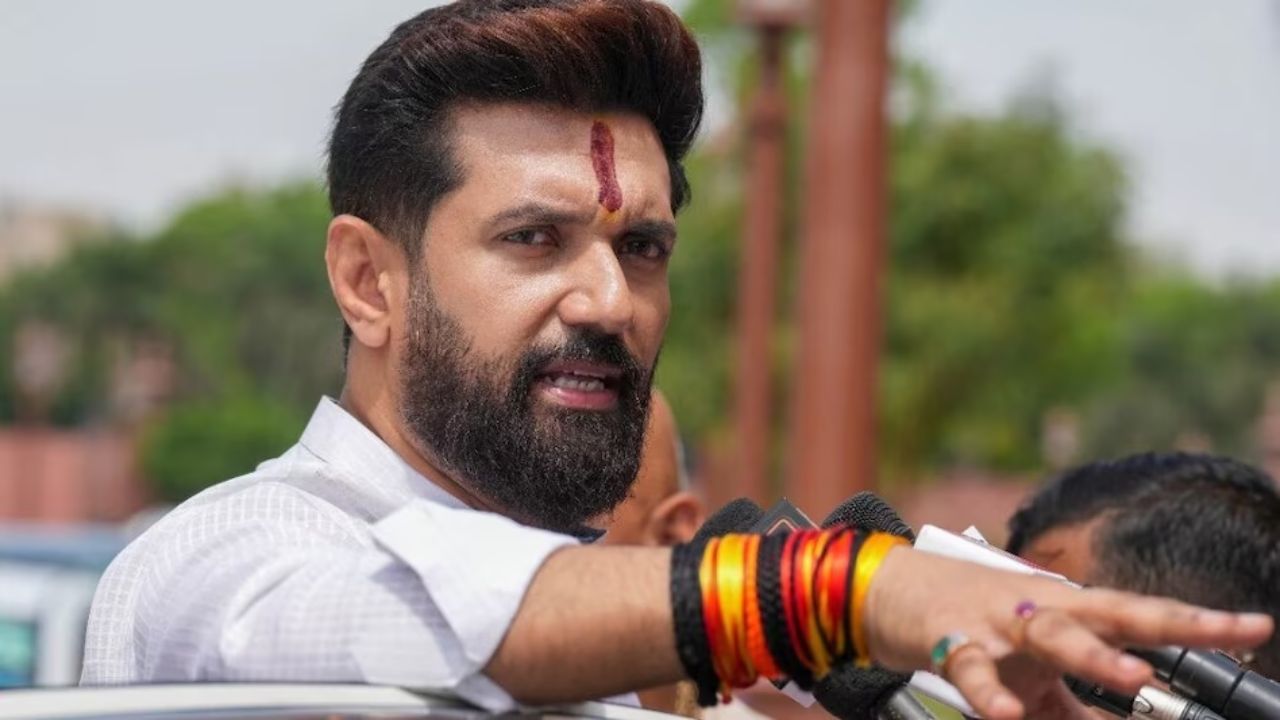 एनडीए में जलता रहेगा 'चिराग'... चुनावी मंच पर दिखेगी 'बिहार फर्स्ट, बिहारी फर्स्ट' की धमक