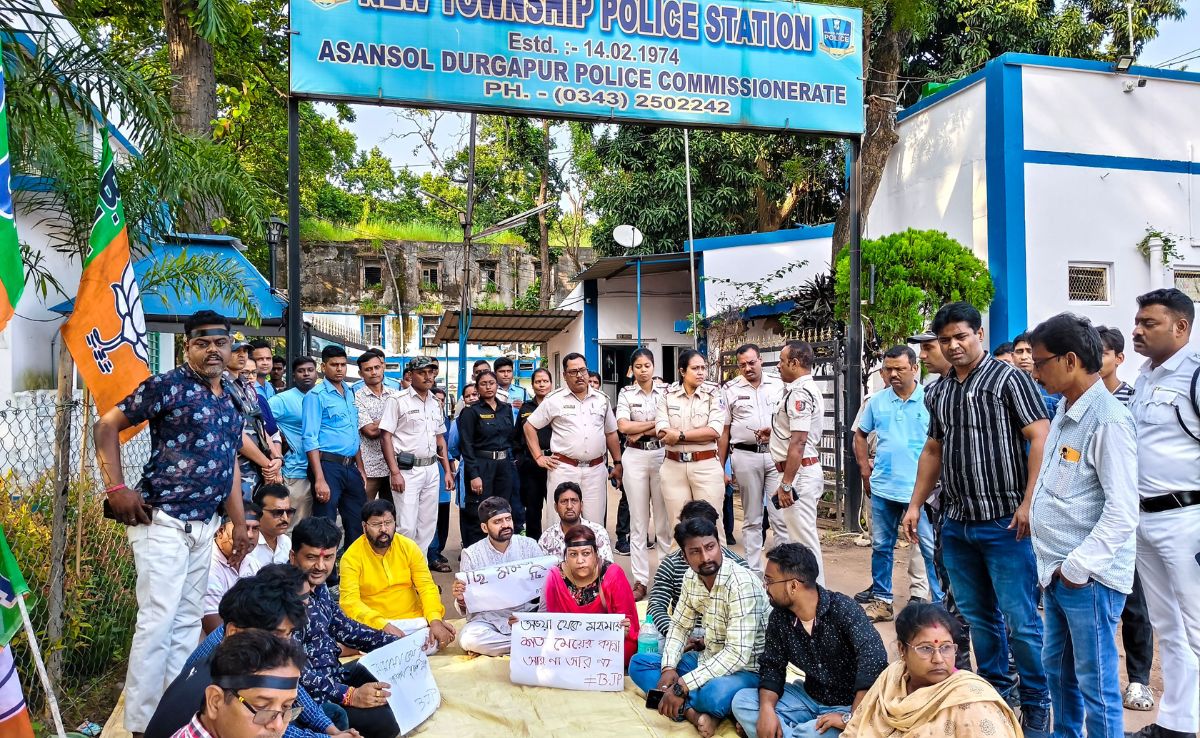बंगाल में मेडिकल छात्रा से गैंगरेप पर बवाल, छोड़कर चला गया था दोस्त, दरिंदगी के बाद आरोपियों ने मांगे थे पैसे